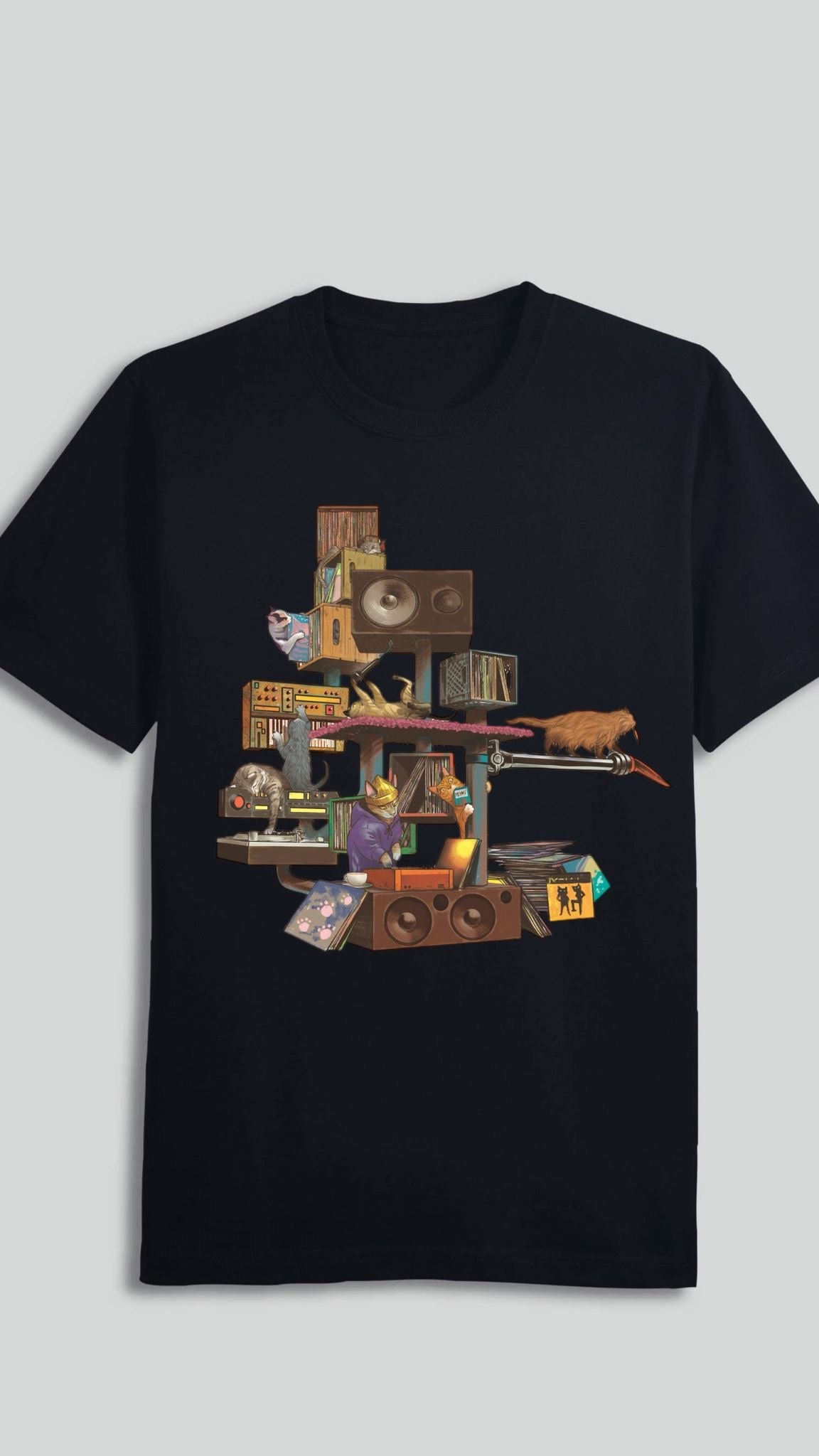 Official Cats & Crates T-Shirt
